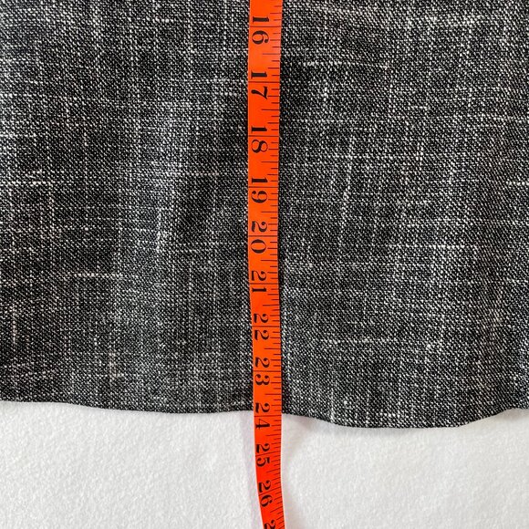 LOFT Lightweight Tweed Skirt Size 10 Fluted Hem Silk Blend Tweed Midi - Picture 9 of 10
